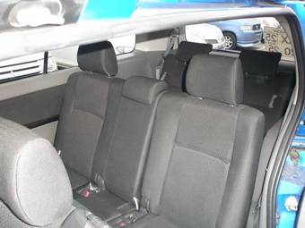 2005 Toyota Isis For Sale