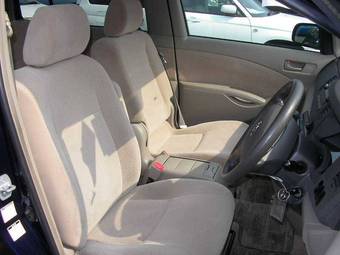 2005 Toyota Isis For Sale