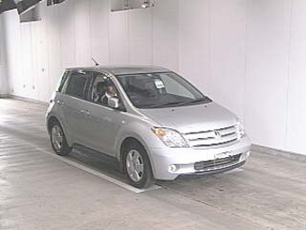 2002 Toyota ist