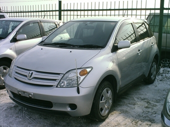 2002 Toyota ist