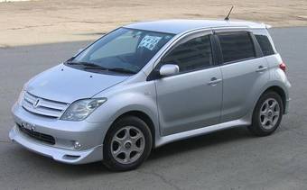 2002 Toyota ist