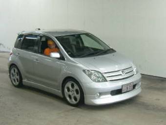 2002 Toyota ist