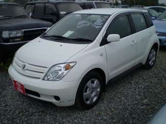 2002 Toyota ist