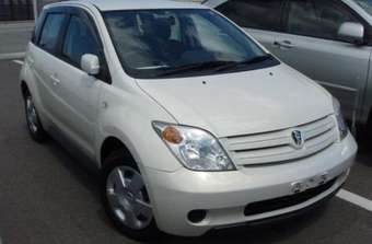 2002 Toyota ist
