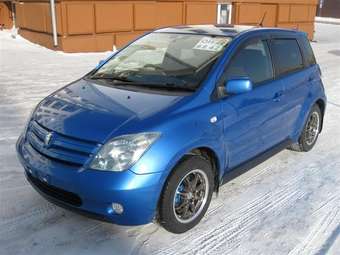 2002 Toyota ist