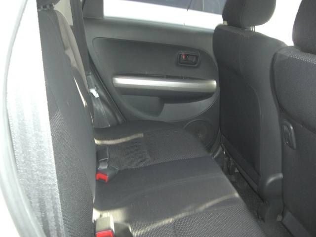 2002 Toyota ist