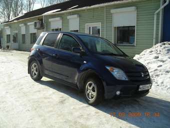 2002 Toyota ist