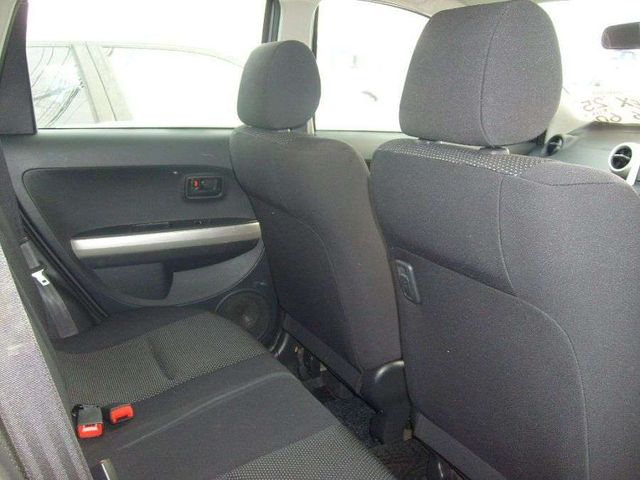 2002 Toyota ist