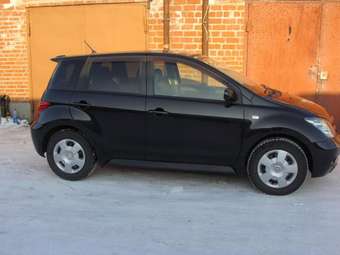 2002 Toyota ist