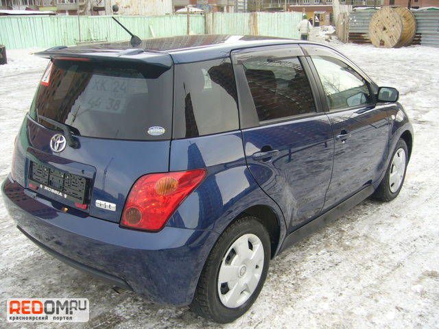 2002 Toyota ist