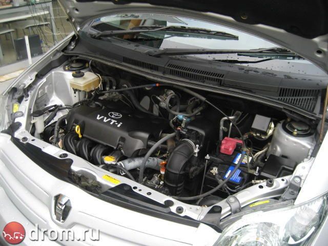 2002 Toyota ist