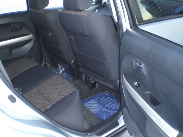 2002 Toyota ist