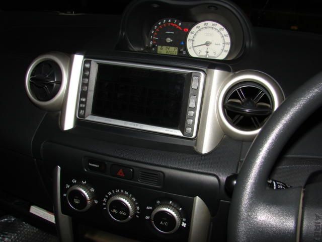 2002 Toyota ist