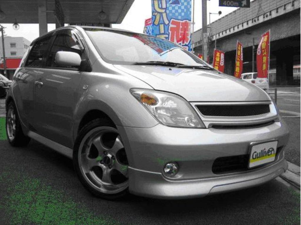 2002 Toyota ist