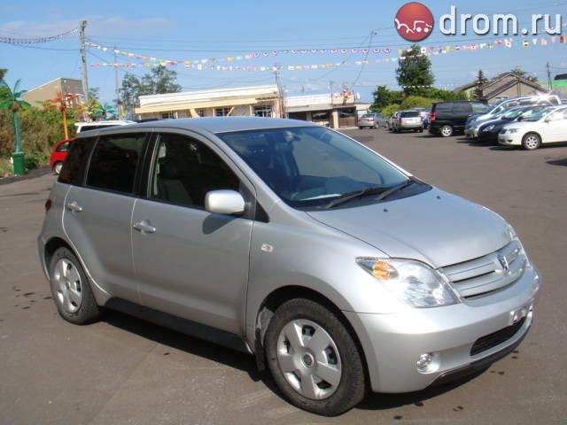 2002 Toyota ist