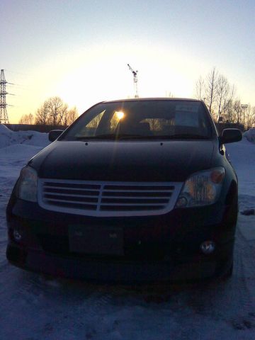 2002 Toyota ist