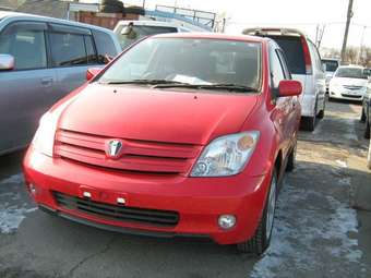 2002 Toyota ist