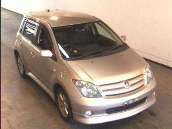 2002 Toyota ist