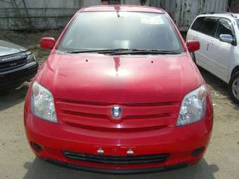 2002 Toyota ist