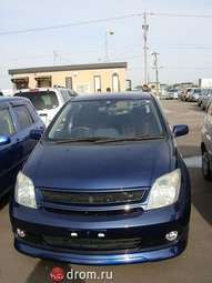 2002 Toyota ist