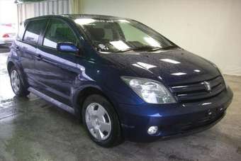 2002 Toyota ist