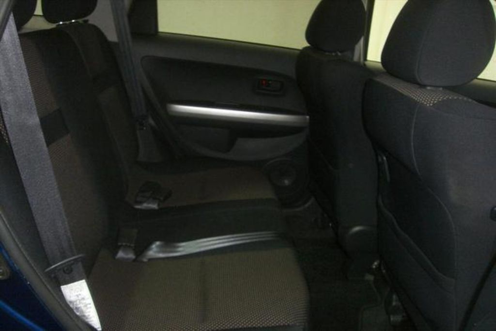 2002 Toyota ist