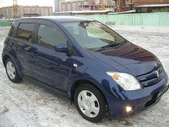 2002 Toyota ist