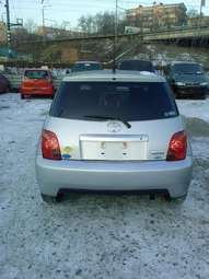 2002 Toyota ist