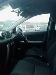 2002 Toyota ist