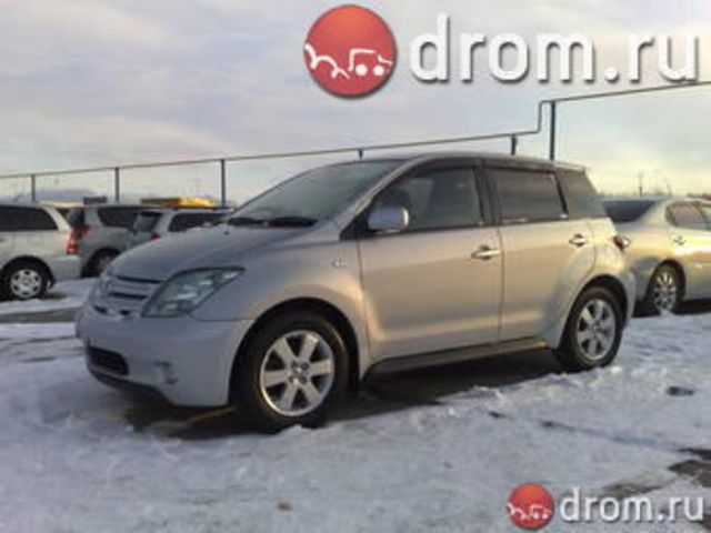 2002 Toyota ist
