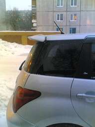 2002 Toyota ist