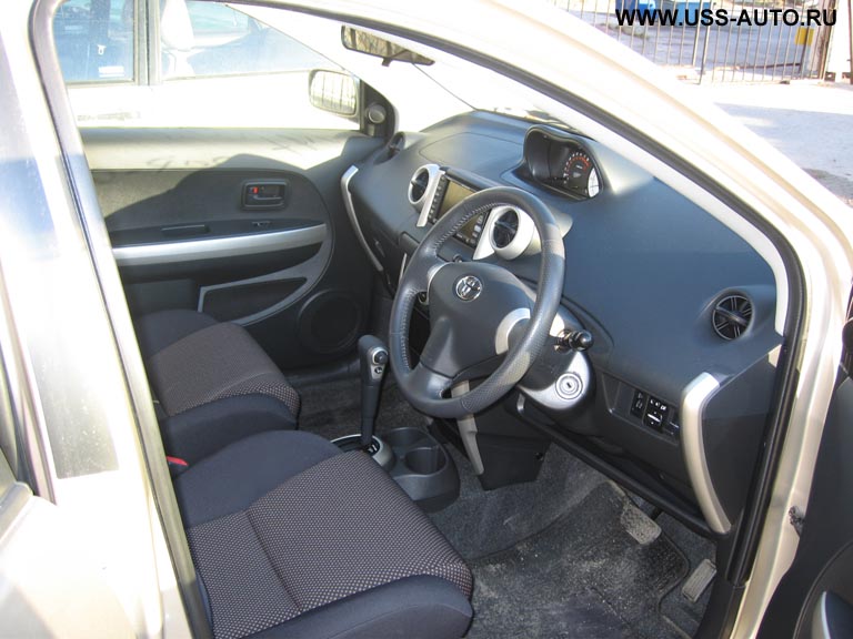 2002 Toyota ist Wallpapers
