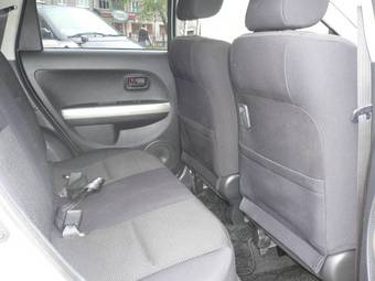 2002 Toyota ist Photos
