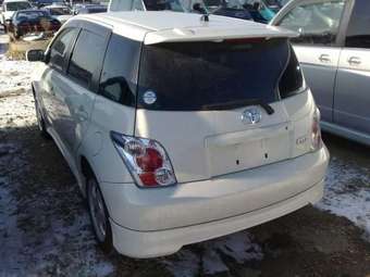 2002 Toyota ist Images