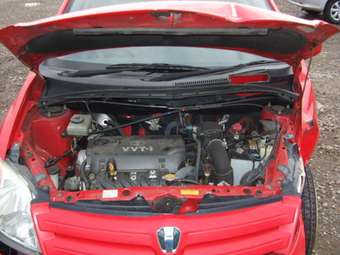 2002 Toyota ist Images