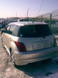 2002 Toyota ist Pictures