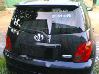 2002 Toyota ist Pictures