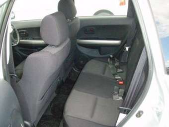 2002 Toyota ist Pictures