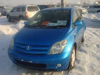 2002 Toyota ist