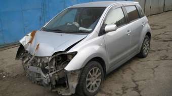 2002 Toyota ist Pictures