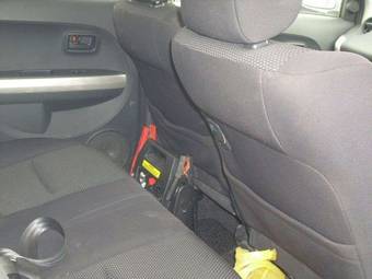 2002 Toyota ist Pictures