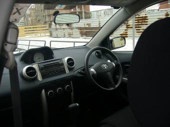 2002 Toyota ist Wallpapers