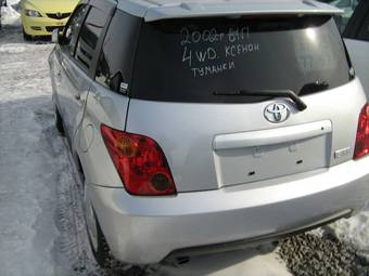 2002 Toyota ist Pictures