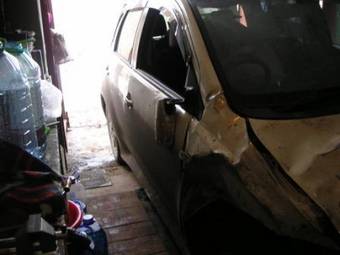 2002 Toyota ist Pictures