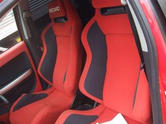 2002 Toyota ist Photos