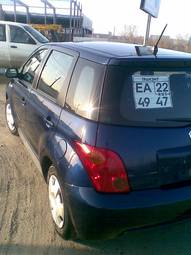 2002 Toyota ist Photos