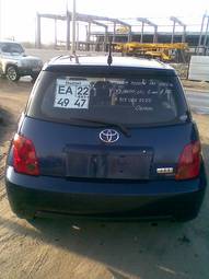 2002 Toyota ist Photos