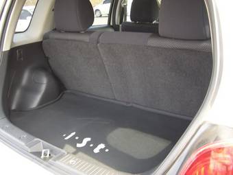 2002 Toyota ist Wallpapers
