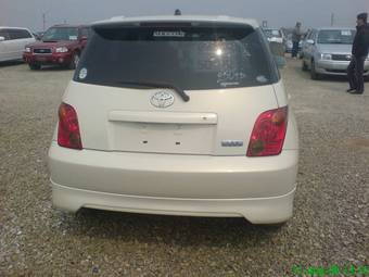 2002 Toyota ist Wallpapers