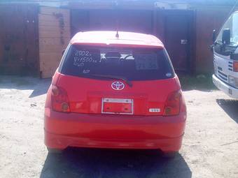 2002 Toyota ist Pictures